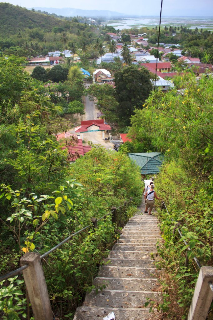 06-Stairs to the Portuguese fort.jpg - Stairs to the Portuguese fort